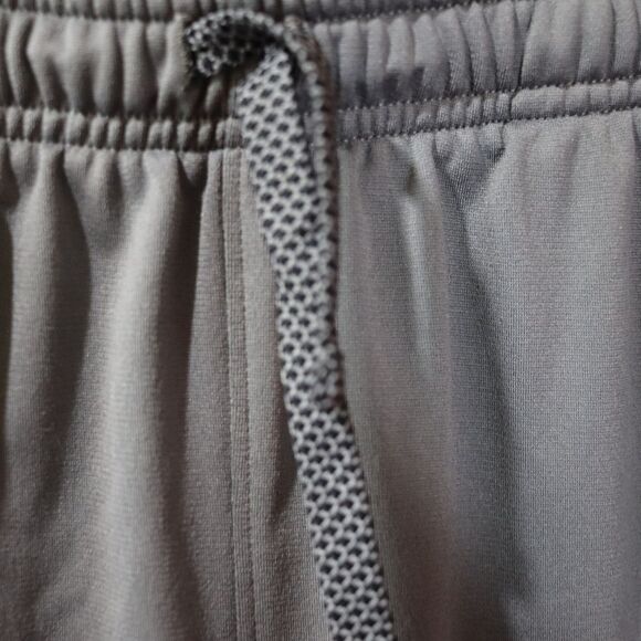 Under Armour Gray Jogger Sweatpants Youth XL Tapered Leg Elastic Waist - Picture 10 of 12
